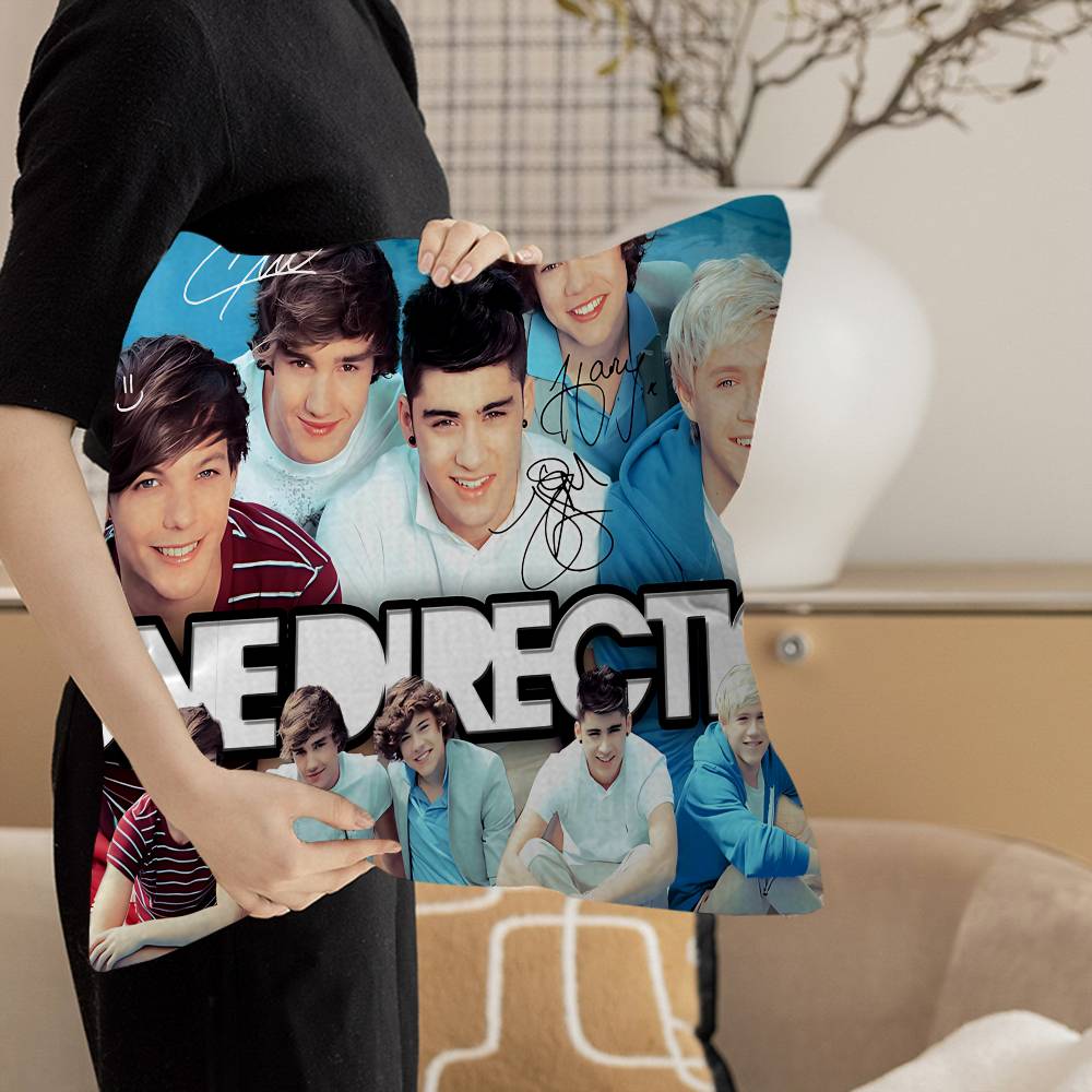 Band One D-Directioned Pillow  - Home Textiles Direct recensione e prezzo