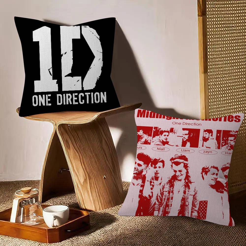 Band One D-Direction  Pillow C - Home Textiles Direct recensione e prezzo