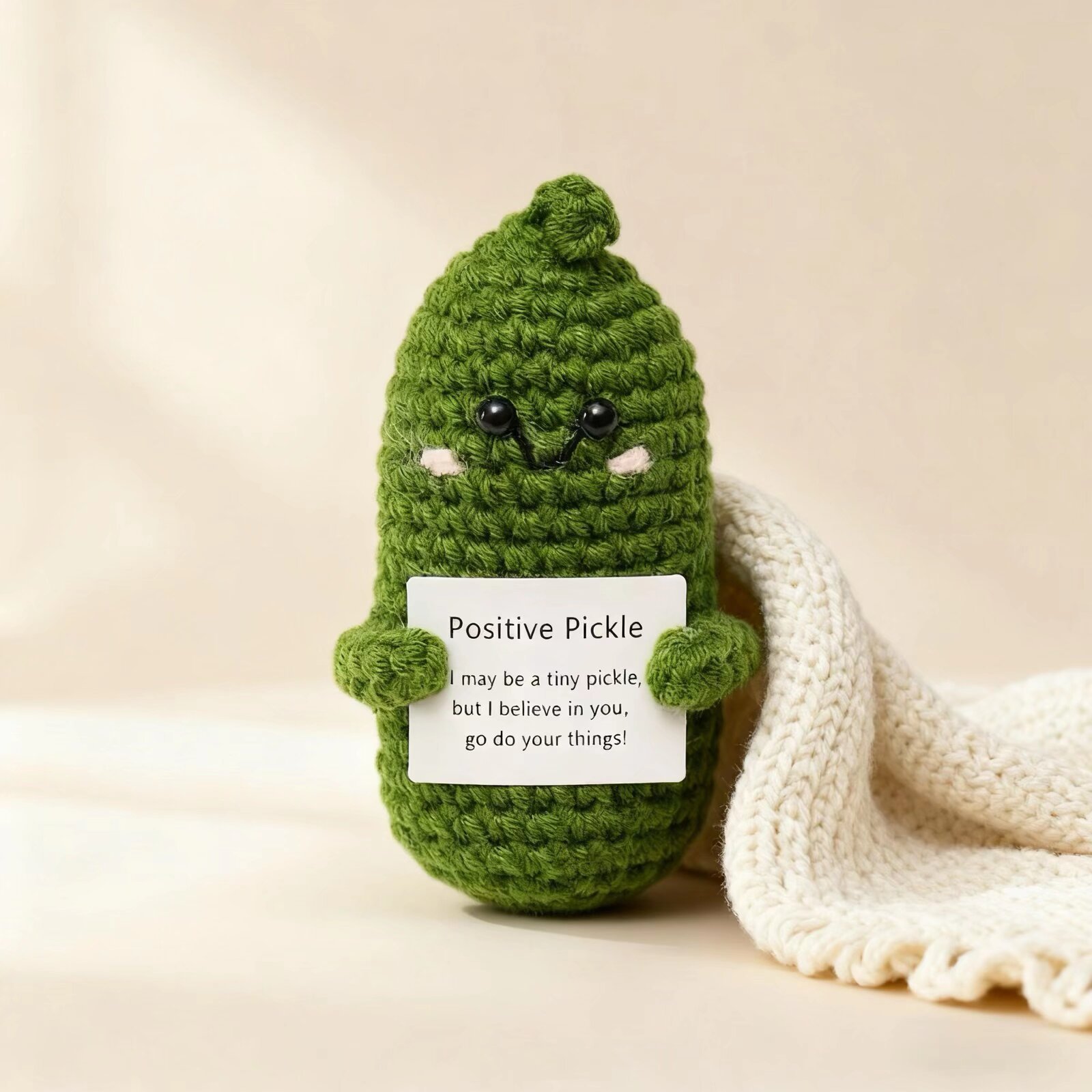 New Positive Energy Pickle Hug - Home Textiles Trends recensione e prezzo