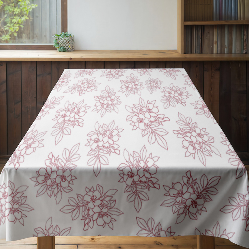 Elegant Red Floral Tablecloth  - Home Textiles Today News recensione e prezzo